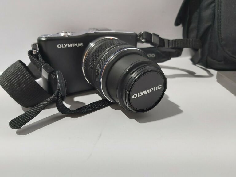 OLYMPUS PEN MINI E-PM1 + TORBA