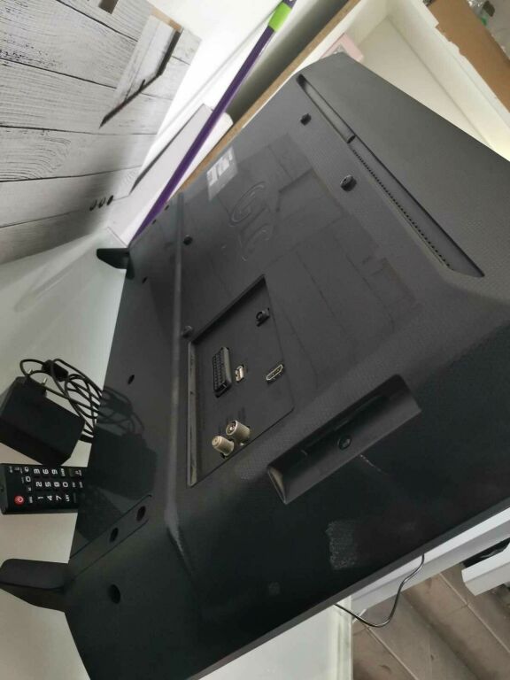TELEWIZOR LG 32" MODEL: 32LF510U
