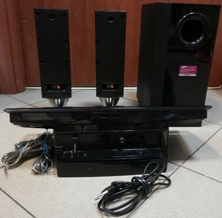 ZESTAW KINA DOMOWEGO SAMSUNG HT-C720