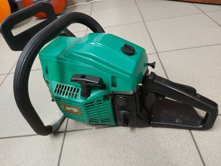 pila-spalinowa-flo-25km-armii-krajowej-26c-pkp-walbrzych