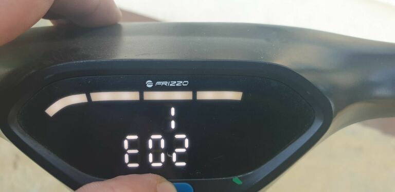 HULAJNOGA ELEKTRYCZNA FRIZZO GLEE