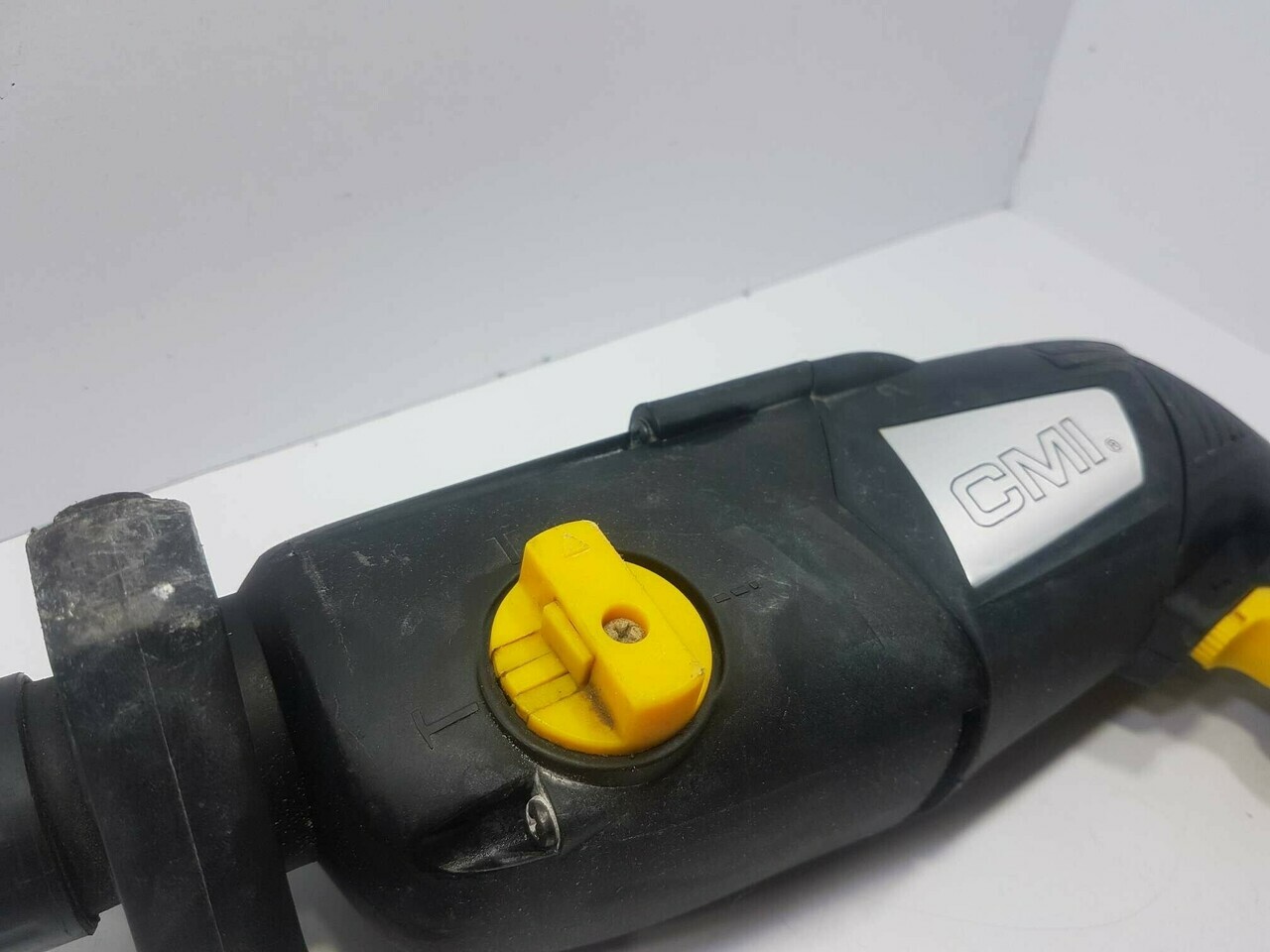 mlotowiertarka-cmi-c-bh-850-walizka-zasilanie-elektryczne-sieciowe