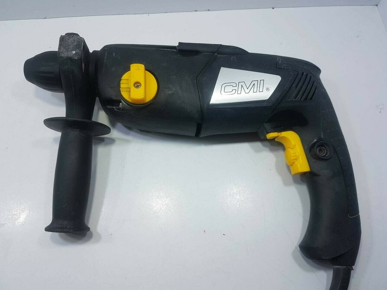 mlotowiertarka-cmi-c-bh-850-walizka-stan-uzywany