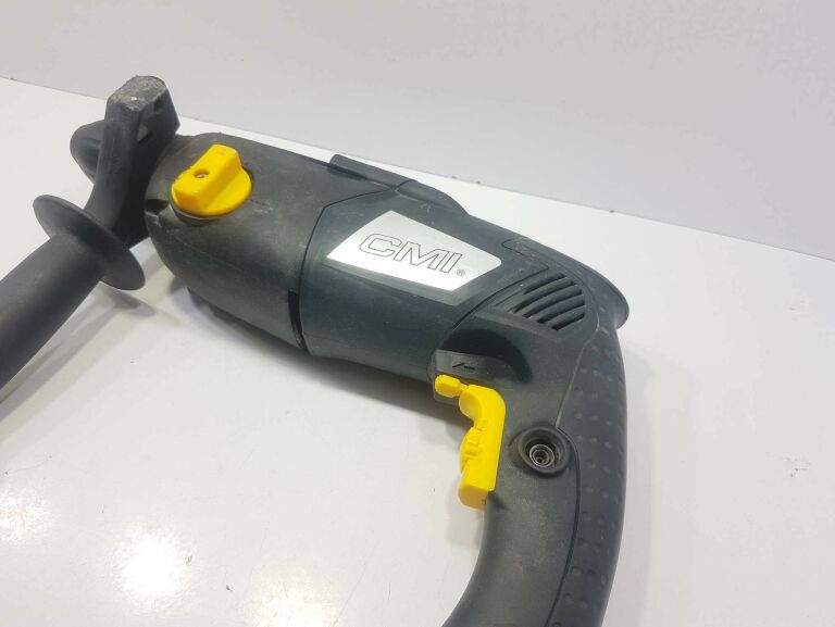 mlotowiertarka-cmi-c-bh-850-walizka-funkcyjnosc-2-funkcyjny-wiercenie-z-udarem-i-podkuwanie
