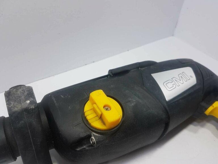 mlotowiertarka-cmi-c-bh-850-walizka-zasilanie-elektryczne-sieciowe