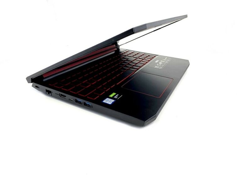 ACER NITRO 5 I7-9750H GTX 1650 8GB RAM 500 GB SSD