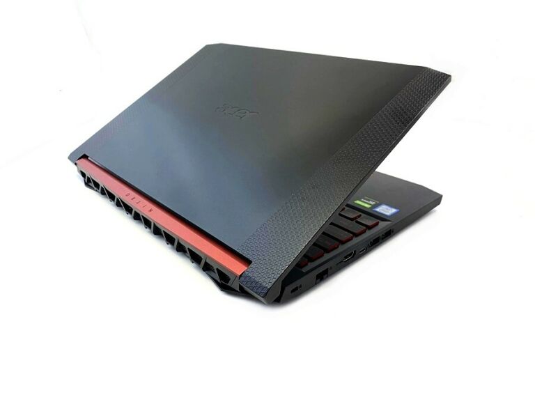 ACER NITRO 5 I7-9750H GTX 1650 8GB RAM 500 GB SSD