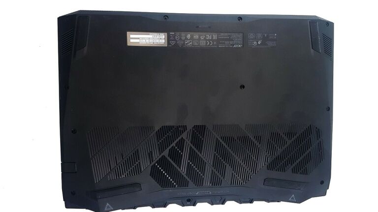 ACER NITRO 5 I7-9750H GTX 1650 8GB RAM 500 GB SSD