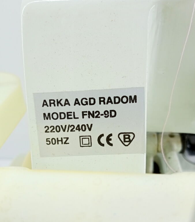 maszyna-overlock-arka-radom-fn2-9d-kolor-dominujacy-bialy