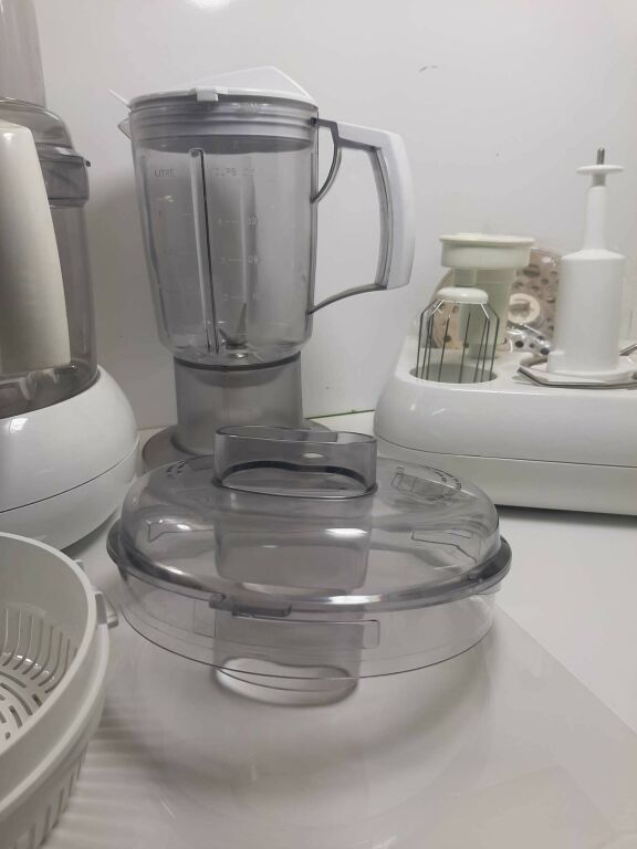 robot-kuchenny-mpm-kasia-akcesoria-rodzaj-regulacji-obrotow-plynna