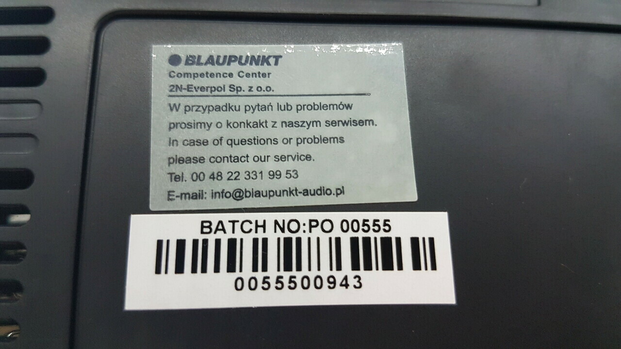 radio-przenosne-blaupunkt-bb7bk-cdmp3usb-czarne-zlacza-usb