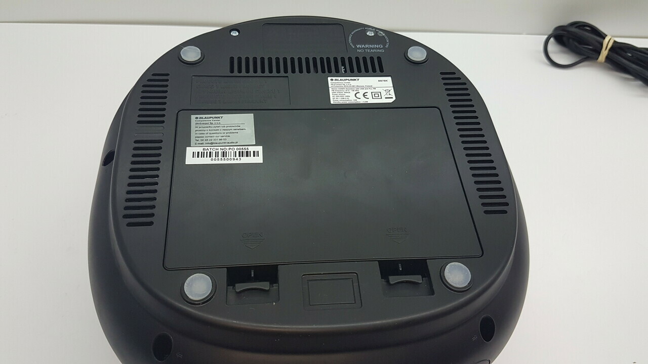 radio-przenosne-blaupunkt-bb7bk-cdmp3usb-czarne-odtwarzane-nosniki-plyta-cd