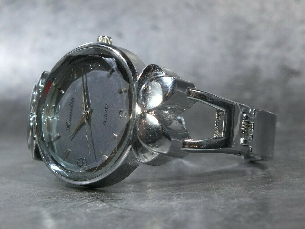 zegarek-kamelia-kolsrebrny-typ-inny