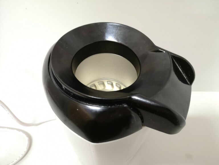 urzadzenie-do-popcornu-severin-pc-3751-zalaczone-wyposazenie-miska