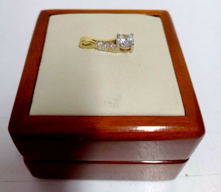 sliczna-zlota-zawieszka-p333-145g-rodzaj-wyrob-jubilerski