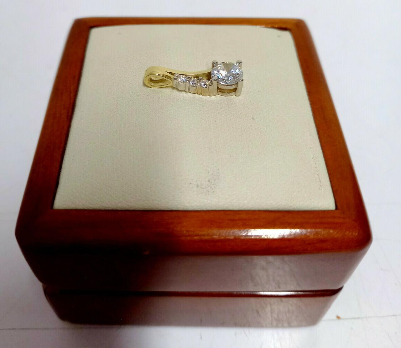 sliczna-zlota-zawieszka-p333-145g-rodzaj-wyrob-jubilerski