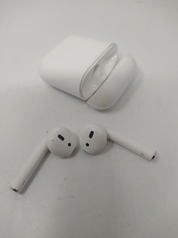 sluchawki-apple-airpods-2-gen-a2032-a1602-model-a2032