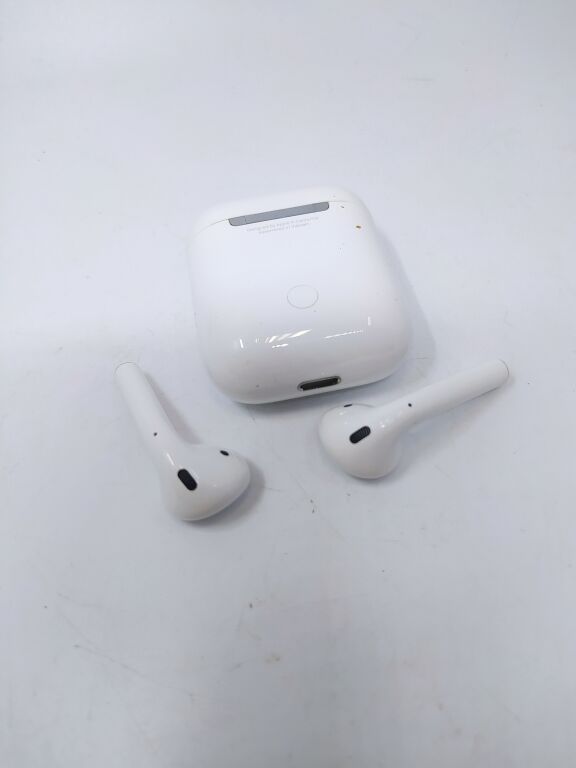 sluchawki-apple-airpods-2-gen-a2032-a1602-stan-uzywany