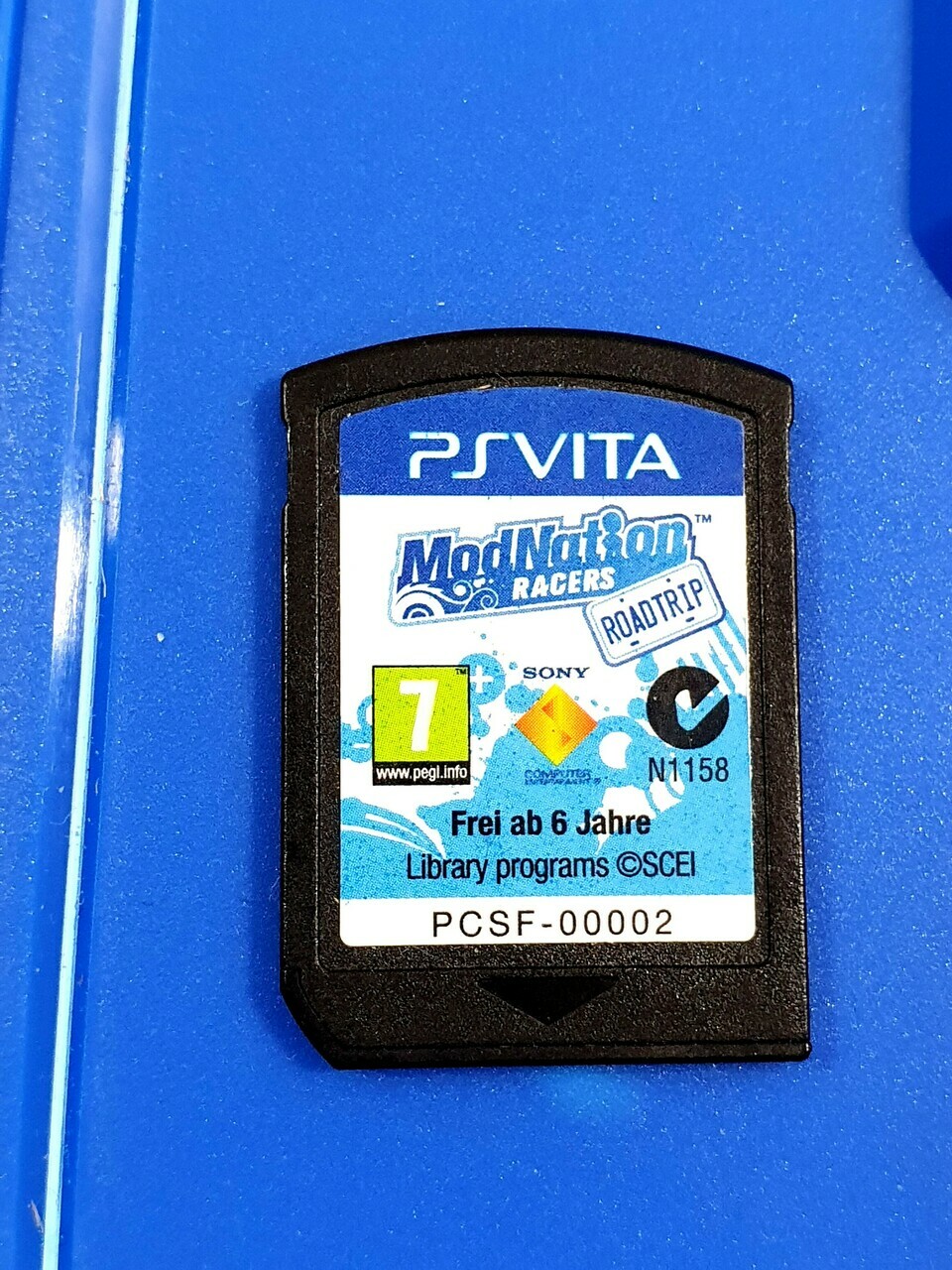 konsola-psvita-gry-minecraft-tekken-stan-uzywany