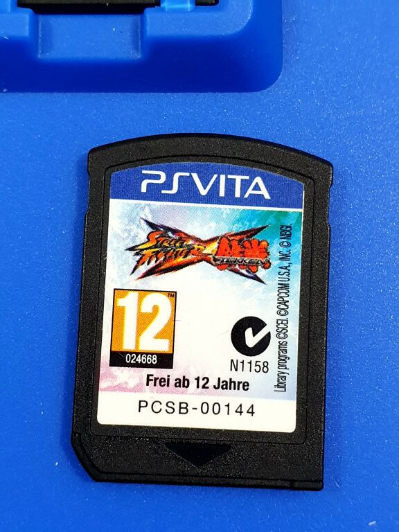 konsola-psvita-gry-minecraft-tekken-stan-uzywany