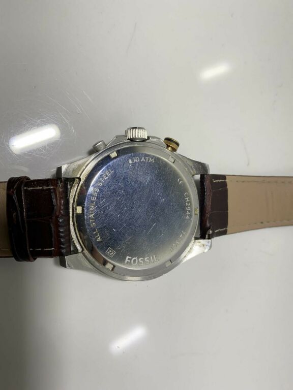 zegarek-fossil-ch2944-funkcje-datownik