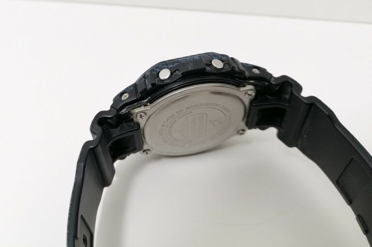 ZEGAREK CASIO DW-5600DC