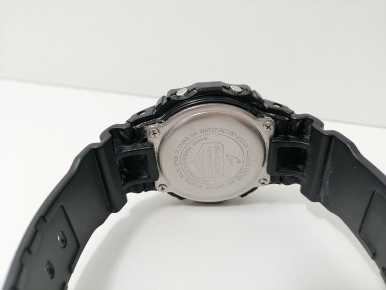 ZEGAREK CASIO DW-5600DC