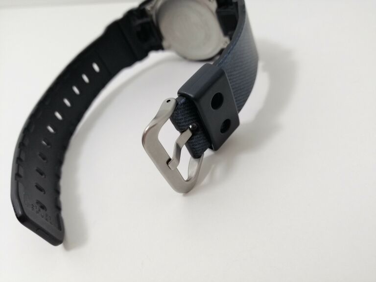 ZEGAREK CASIO DW-5600DC