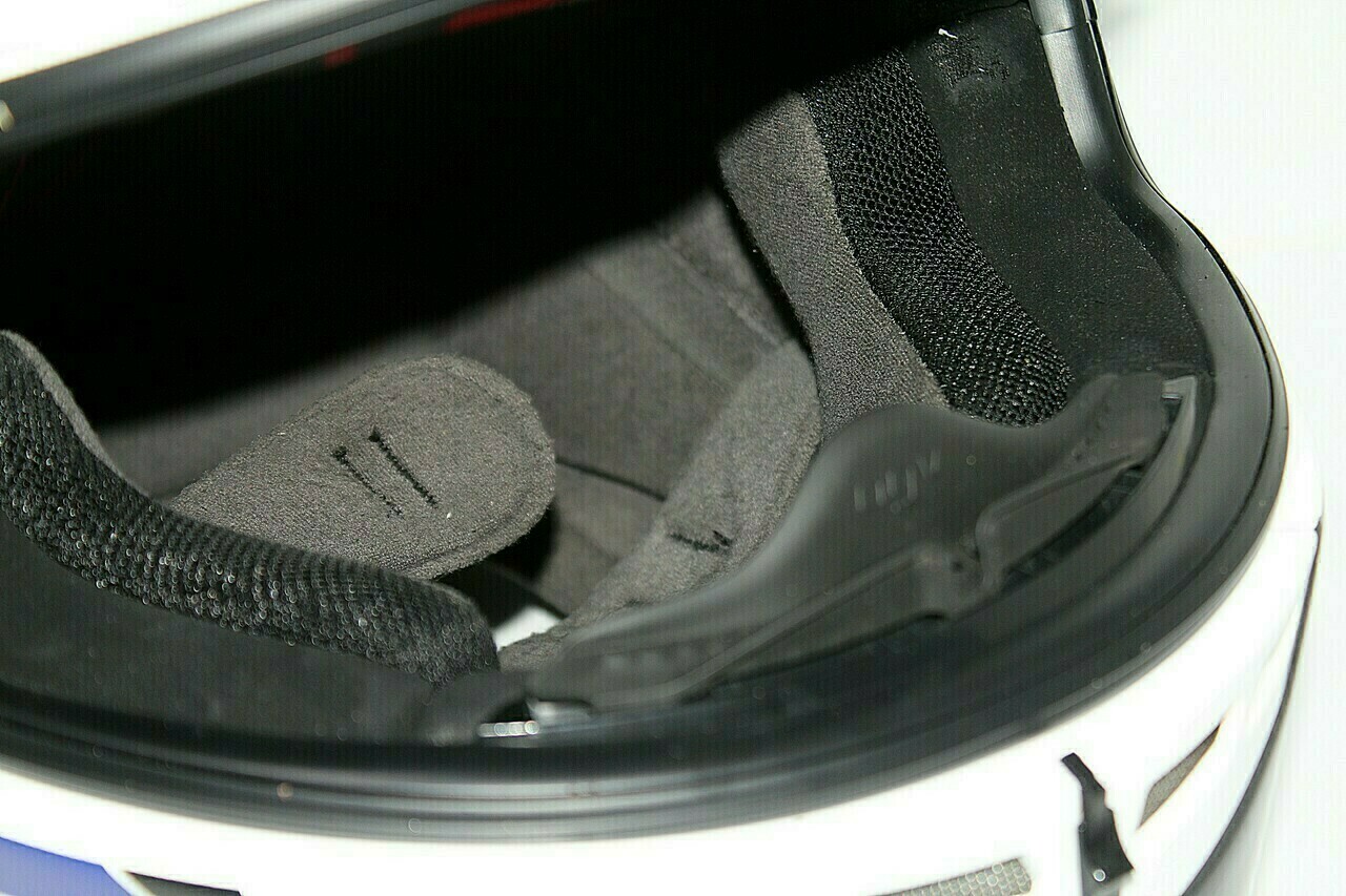 kask-motocyklowy-agv-gp-tech-xl-61-62-rozmiar-inny