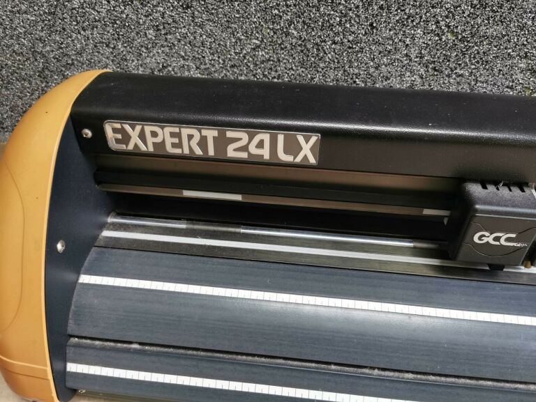 PLOTER TNĄCY GCC EXPERT 24LX TANIO!!!!