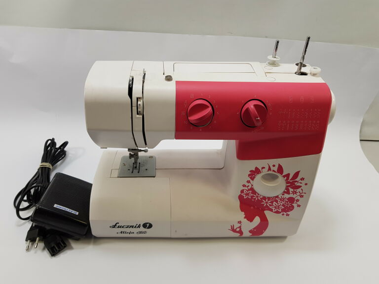 maszyna-do-szycia-alicja-420-kazimierza-wielkiego-12-miedzyrzecz-fitum