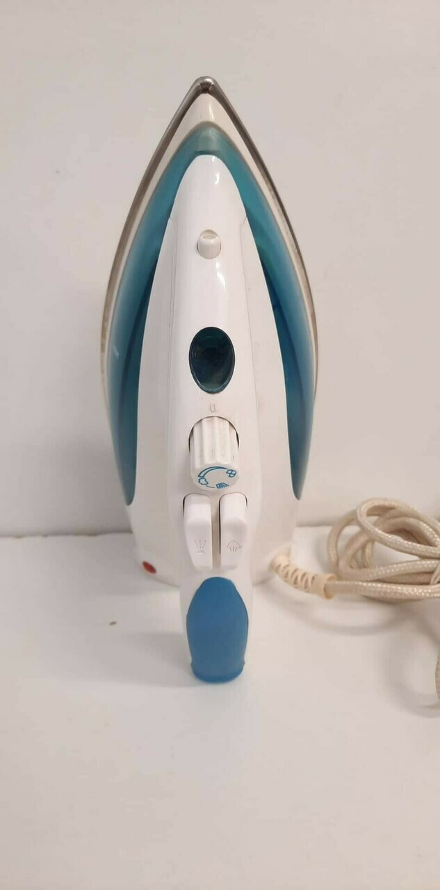 zelazko-holden-stan-uzywany