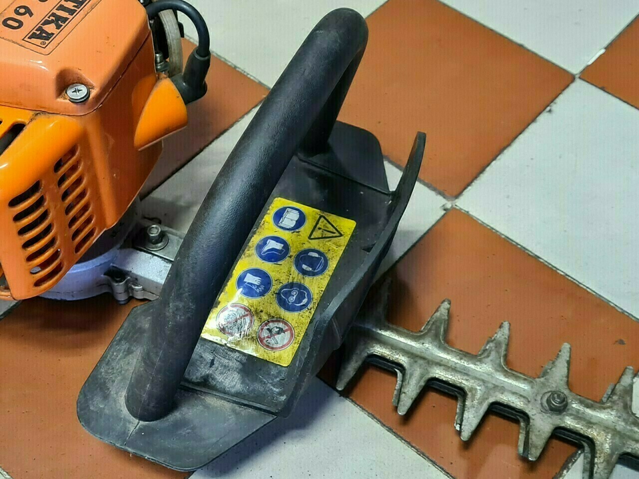 nozyce-spalinowe-atika-hb-60-marka-atika