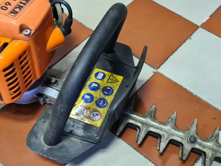 nozyce-spalinowe-atika-hb-60-marka-atika