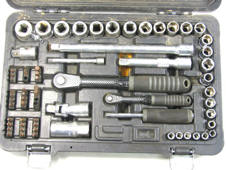 klucze-coval-walizka-stan-uzywany