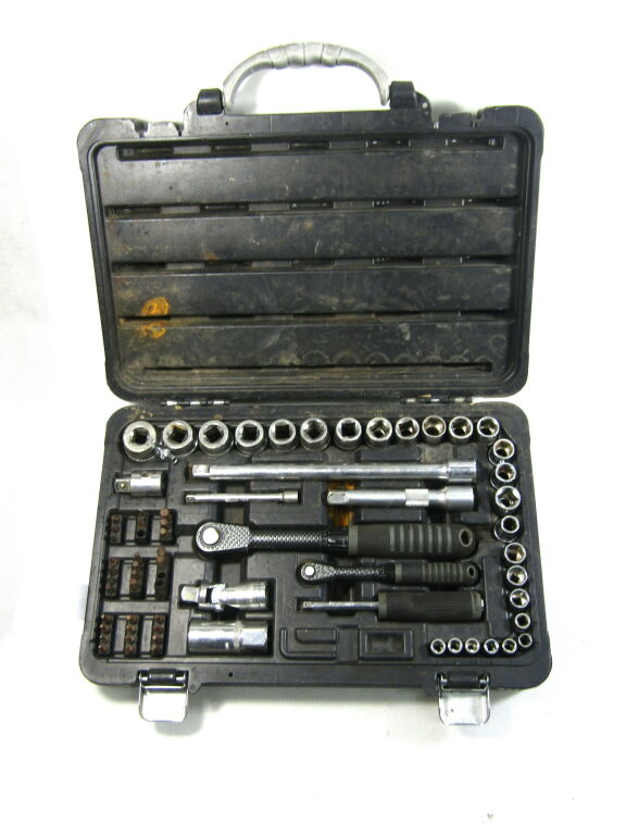 klucze-coval-walizka-dabrowskiego-30-naklo