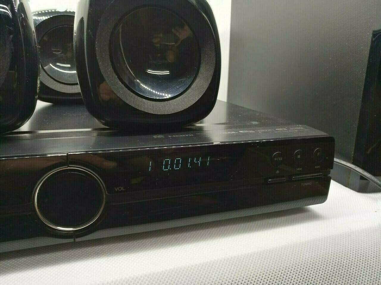 kino-domowe-lg-ht305su-51-model-ht305su