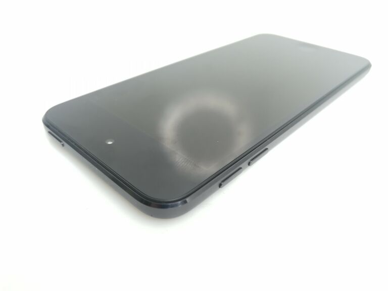 IPOD TOUCH 7 32GB + KABEL