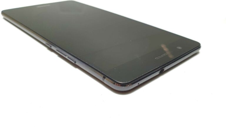 TELEFON HUAWEI P9 LITE (VNS-L21) 2/16GB PĘKNIĘTY