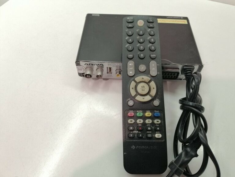 dekoder-ferguson-ariva-t650i-dvbt-pilot-marka-ferguson