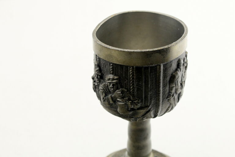 zdobiony-kielich-cynowy-95-zinn-wenz-reinzinn-hallera-53-wroclaw