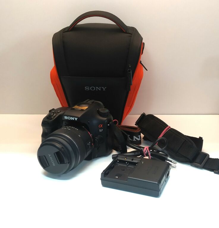 APARAT SONY ALFA 57