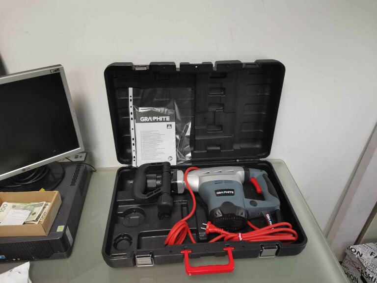 MŁOT WYBURZENIOWY GRAPHITE 58G876