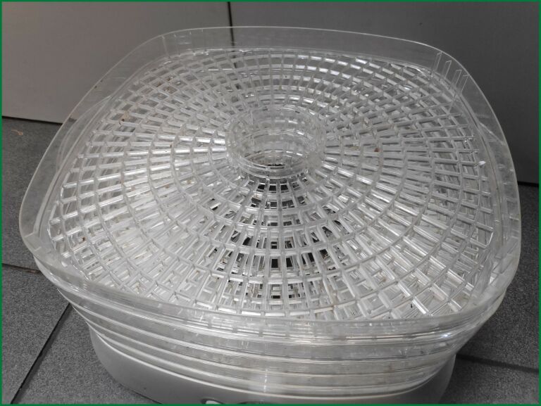 suszarka-do-zywnosci-envy-enss02-500w-liczba-sit-5