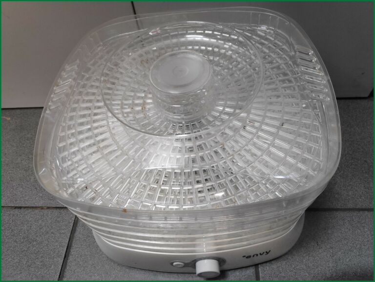 suszarka-do-zywnosci-envy-enss02-500w-kolor-dominujacy-bialy