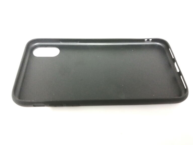 etui-geek-iphone-xs-material-207798-233910