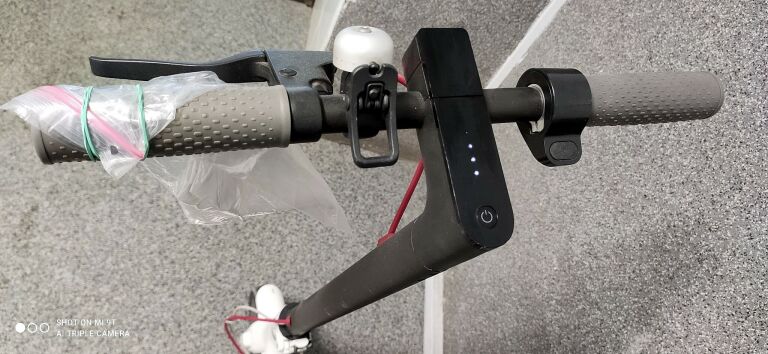 hulajnoga-elektryczna-xiaomi-mijia-m365-biala-stan-uzywany