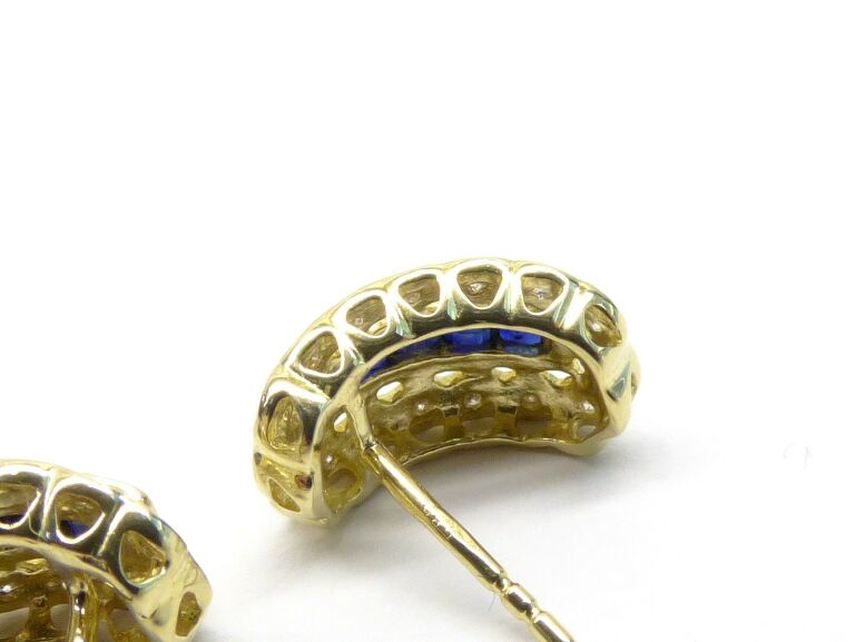 piekne-zlote-kolczyki-z-szafirami-i-diamentami-kolor-dominujacy-zloty