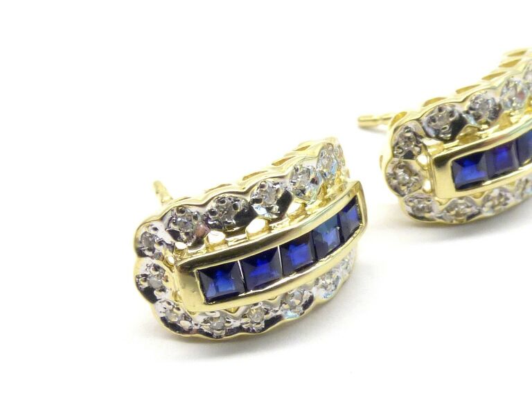 piekne-zlote-kolczyki-z-szafirami-i-diamentami-motyw-inny-ksztalt