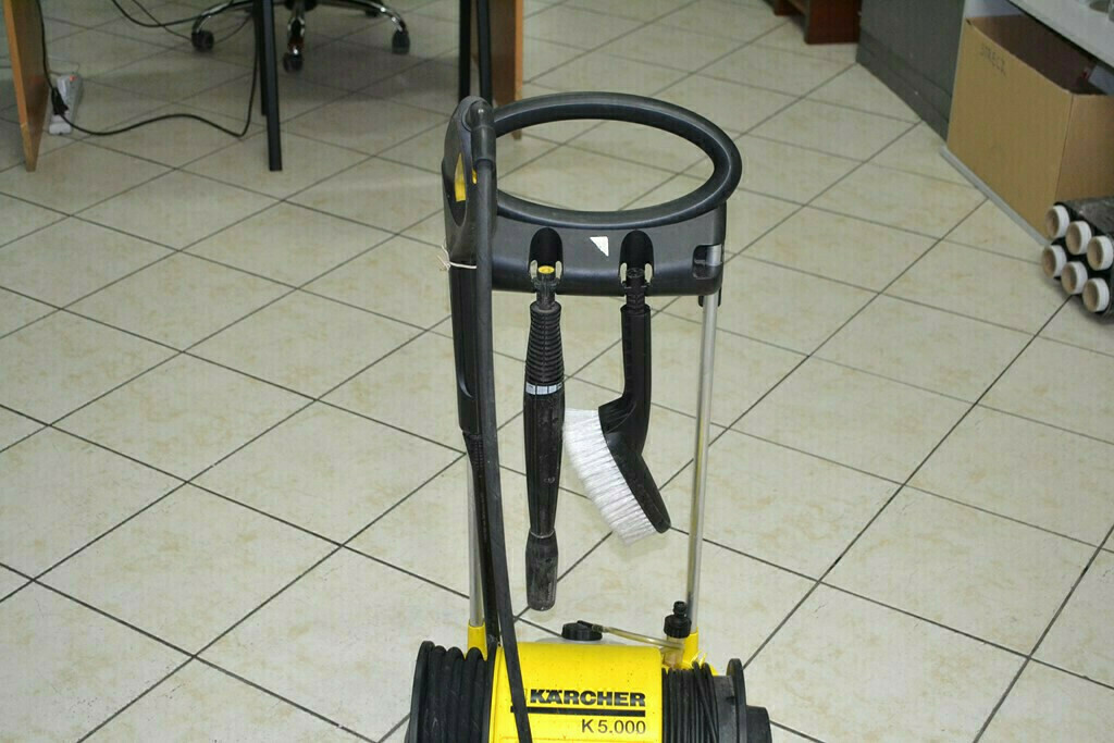 myjka-cisnieniowa-karcher-k5000-uszkodzona-marka-karcher